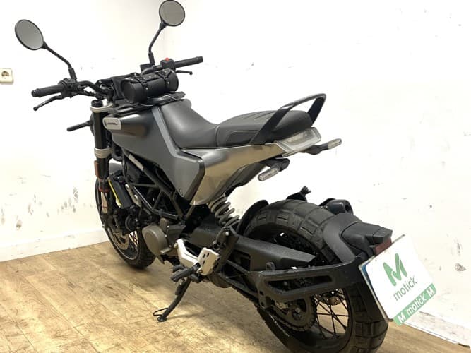 Comprar HUSQVARNA SVARTPILEN 125 2023 de segunda mano HUSQVARNA SVARTPILEN 125 2023 de segunda mano