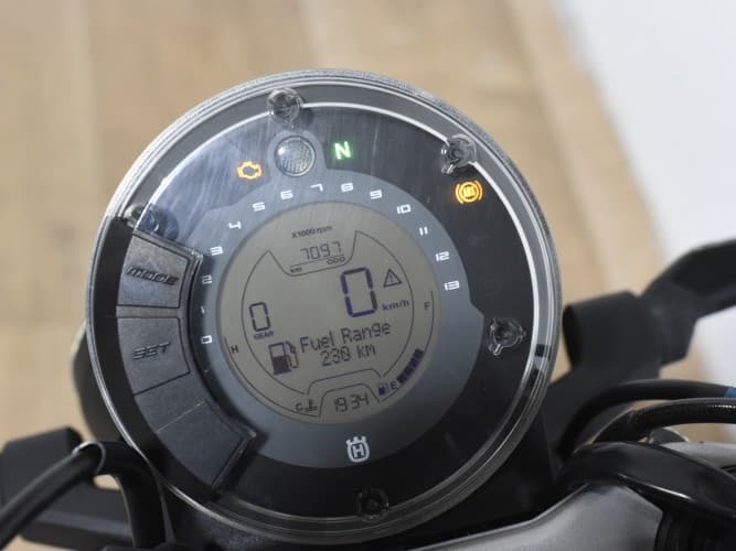 Comprar HUSQVARNA SVARTPILEN 125 2023 de segunda mano HUSQVARNA SVARTPILEN 125 2023 de segunda mano