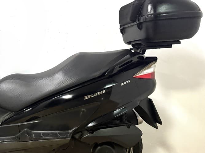 SUZUKI BURGMAN 125 2012 de segunda mano