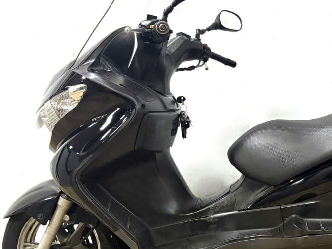 SUZUKI BURGMAN 125 2012 de segunda mano