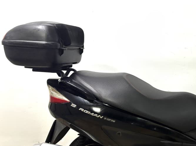 SUZUKI BURGMAN 125 2012 de segunda mano