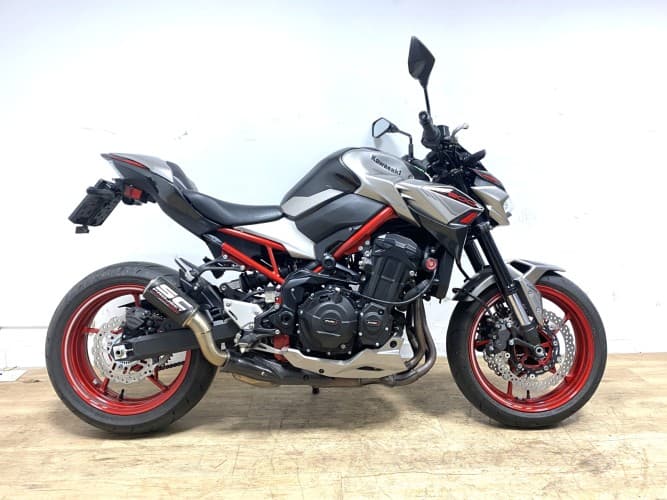 Comprar KAWASAKI Z 900 (A2) 2023 de segunda mano KAWASAKI Z 900 (A2) 2023 de segunda mano