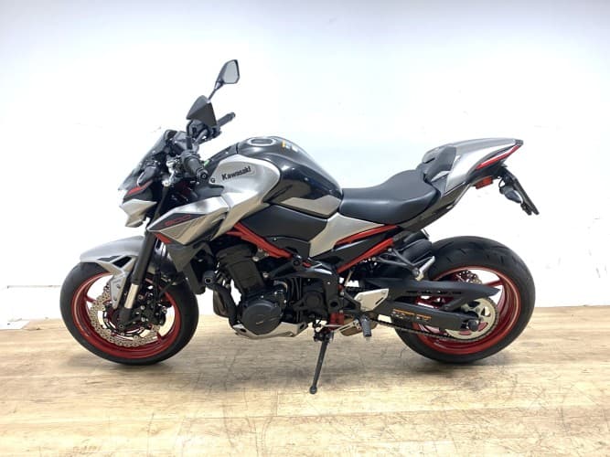 Comprar KAWASAKI Z 900 (A2) 2023 de segunda mano KAWASAKI Z 900 (A2) 2023 de segunda mano