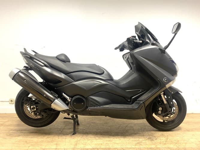 YAMAHA TMAX 530 2016 de segunda mano