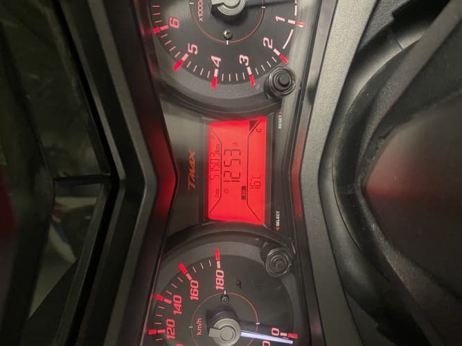 YAMAHA TMAX 530 2016 de segunda mano