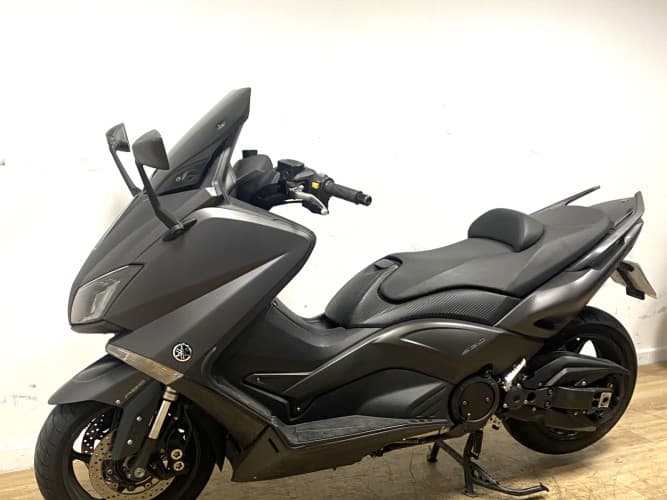 YAMAHA TMAX 530 2016 de segunda mano