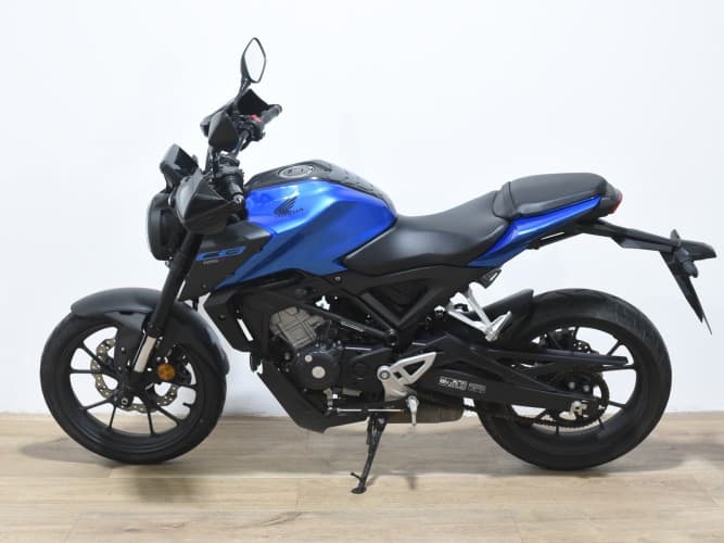 HONDA CB 125 R 2025 de segunda mano