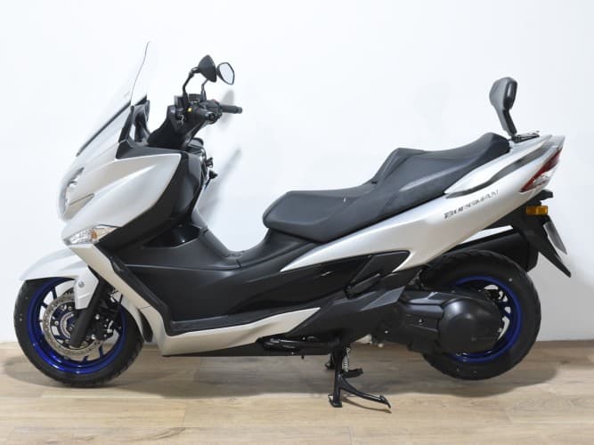 SUZUKI BURGMAN 400 2022 de segunda mano