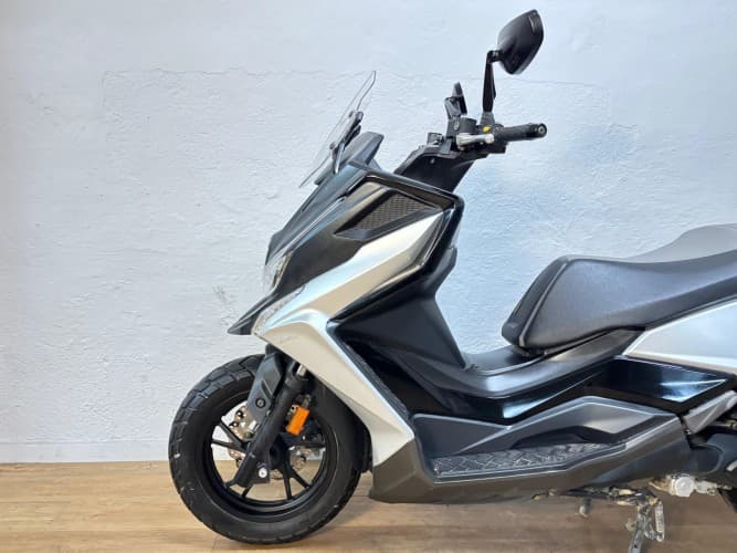 Comprar KYMCO DTX 125 2024 de segunda mano KYMCO DTX 125 2024 de segunda mano