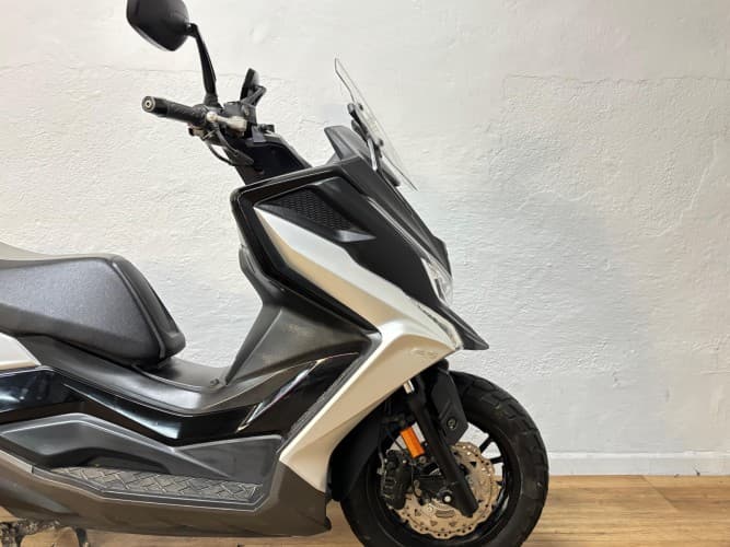 Comprar KYMCO DTX 125 2024 de segunda mano KYMCO DTX 125 2024 de segunda mano