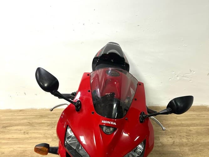 Comprar HONDA CBR 600 RR 2006 de segunda mano HONDA CBR 600 RR 2006 de segunda mano