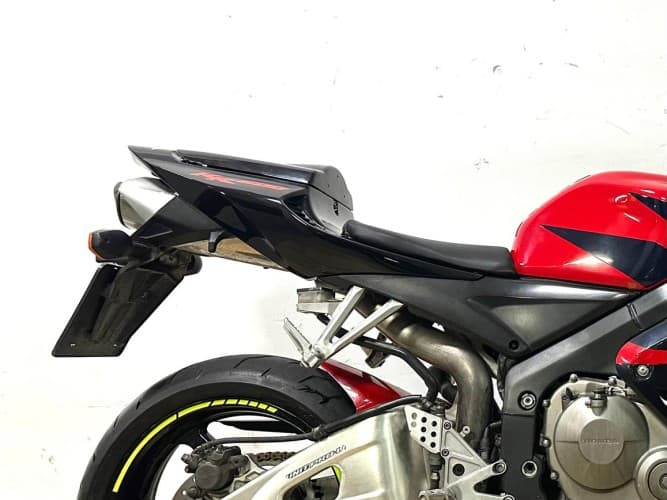 Comprar HONDA CBR 600 RR 2006 de segunda mano HONDA CBR 600 RR 2006 de segunda mano