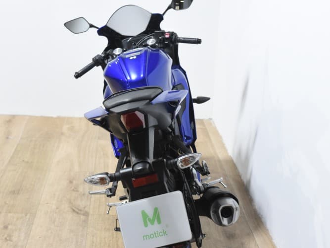 YAMAHA YZF R125 2025 de segunda mano