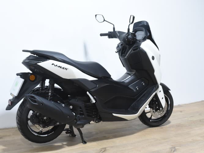 Comprar YAMAHA NMAX 125 2025 de segunda mano YAMAHA NMAX 125 2025 de segunda mano