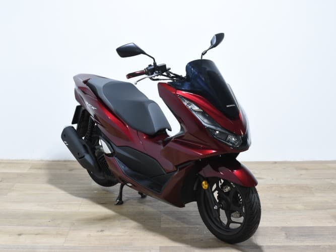 HONDA PCX 125 2023 de segunda mano