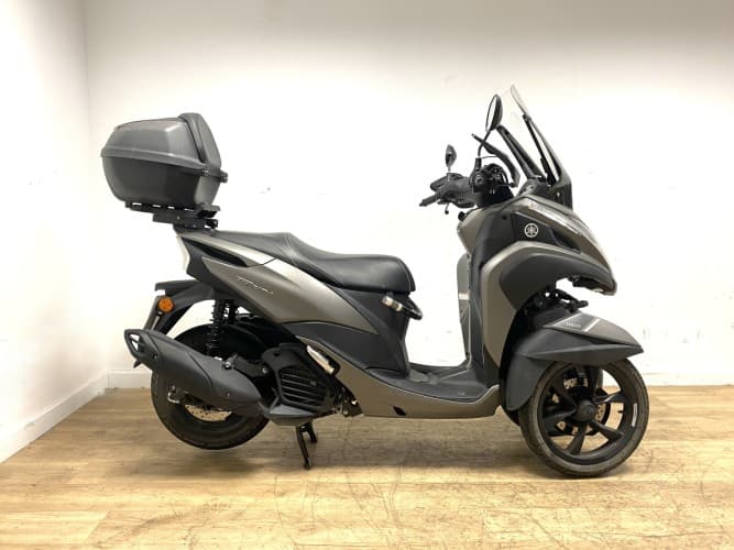 Comprar YAMAHA TRICITY 125 2022 de segunda mano YAMAHA TRICITY 125 2022 de segunda mano