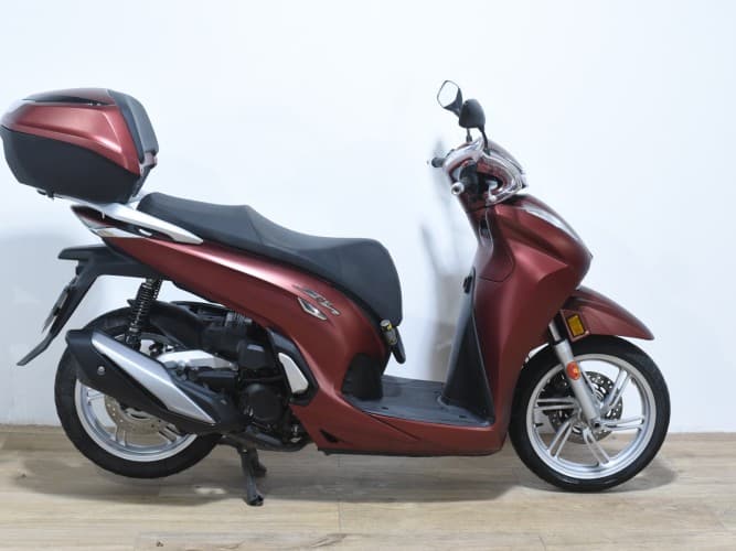 HONDA SH 350I 2021 de segunda mano