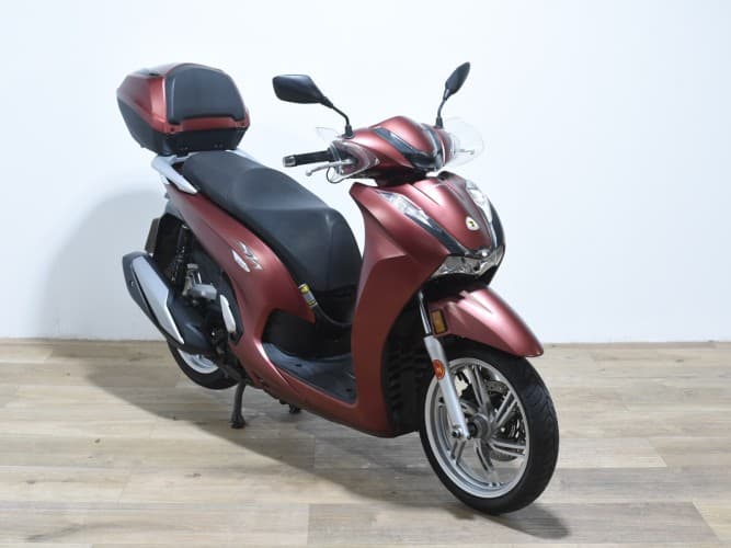 HONDA SH 350I 2021 de segunda mano
