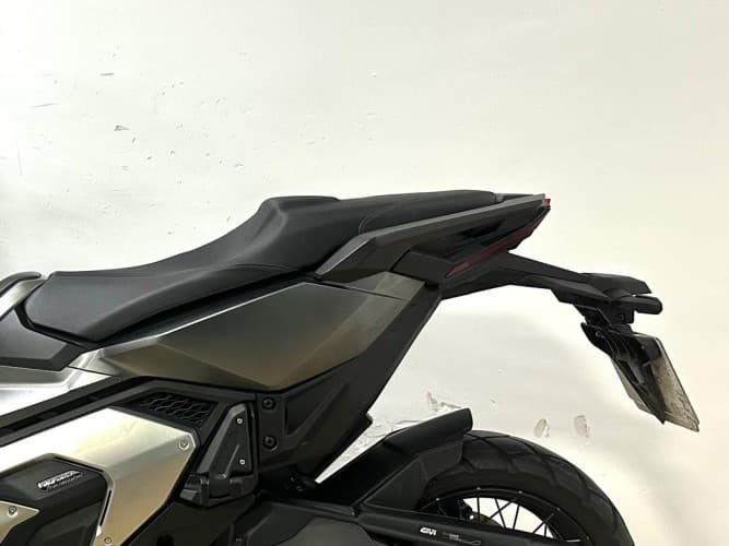 HONDA X-ADV 750 (A) 2022 de segunda mano