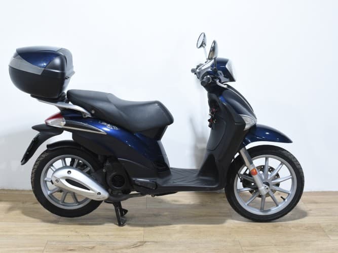 PIAGGIO LIBERTY 125 2012 de segunda mano