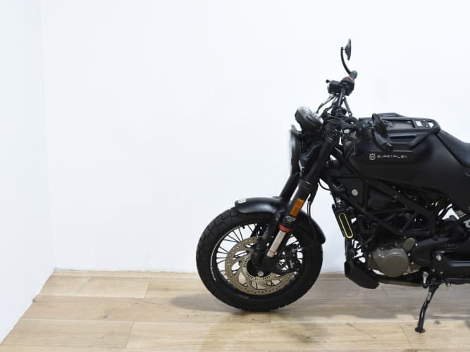 Comprar HUSQVARNA SVARTPILEN 125 2022 de segunda mano HUSQVARNA SVARTPILEN 125 2022 de segunda mano