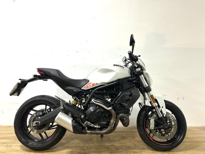 Comprar DUCATI MONSTER 797 2019 de segunda mano DUCATI MONSTER 797 2019 de segunda mano