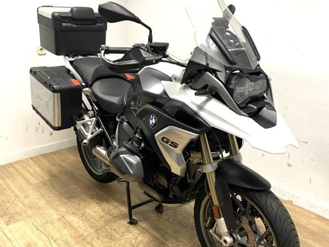 Comprar BMW R 1250 GS (IVA DEDUCIBLE) (3 PAQUETES+ 3 MALETAS) 2023 de segunda mano BMW R 1250 GS (IVA DEDUCIBLE) (3 PAQUETES+ 3 MALETAS) 2023 de segunda mano