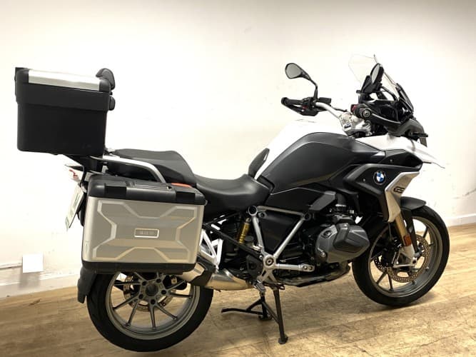 Comprar BMW R 1250 GS (IVA DEDUCIBLE) (3 PAQUETES+ 3 MALETAS) 2023 de segunda mano BMW R 1250 GS (IVA DEDUCIBLE) (3 PAQUETES+ 3 MALETAS) 2023 de segunda mano