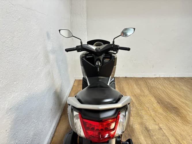 YAMAHA NMAX 125 2016 de segunda mano