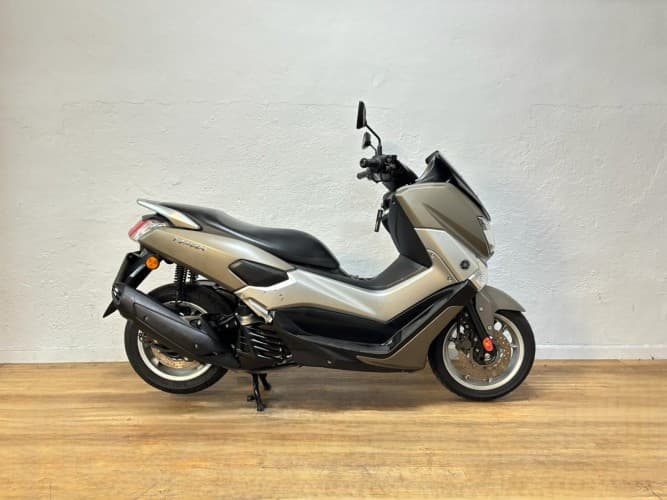 YAMAHA NMAX 125 2016 de segunda mano