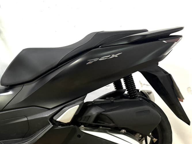 HONDA PCX 125 2024 de segunda mano