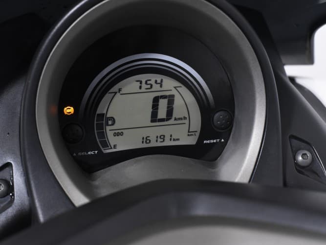 YAMAHA NMAX 125 2016 de segunda mano