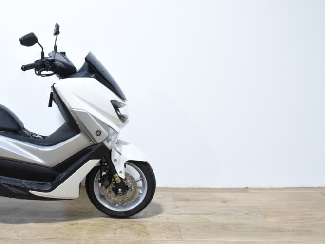 YAMAHA NMAX 125 2016 de segunda mano