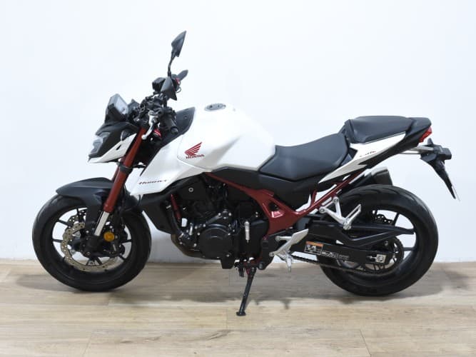 HONDA CB 750 HORNET A2 2023 de segunda mano