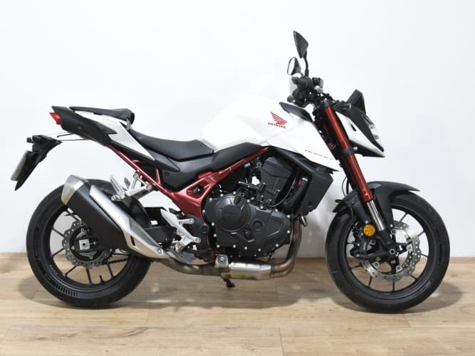 HONDA CB 750 HORNET A2 2023 de segunda mano