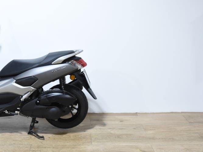YAMAHA NMAX 125 2017 de segunda mano