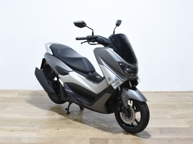 YAMAHA NMAX 125 2017 de segunda mano