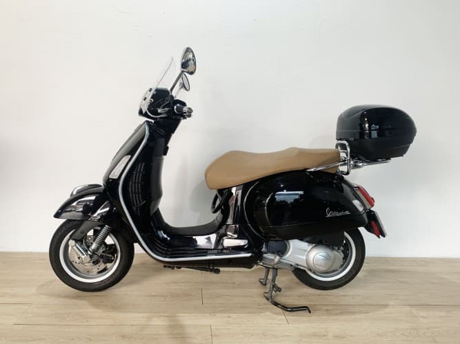 PIAGGIO VESPA 300 2019 de segunda mano