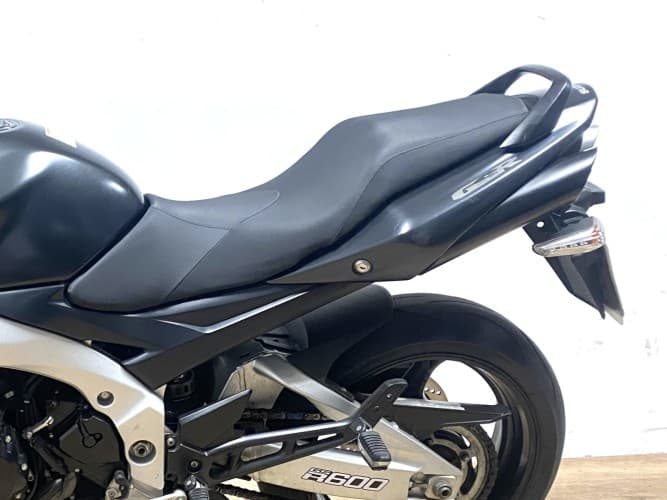 Comprar SUZUKI GSR 600 2007 de segunda mano SUZUKI GSR 600 2007 de segunda mano