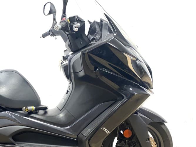 Comprar KYMCO SUPER DINK 350 2018 de segunda mano KYMCO SUPER DINK 350 2018 de segunda mano