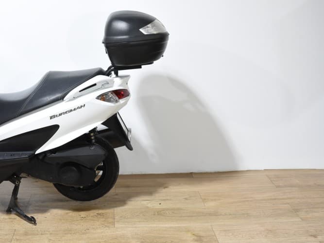 Comprar SUZUKI BURGMAN 125 2020 de segunda mano SUZUKI BURGMAN 125 2020 de segunda mano