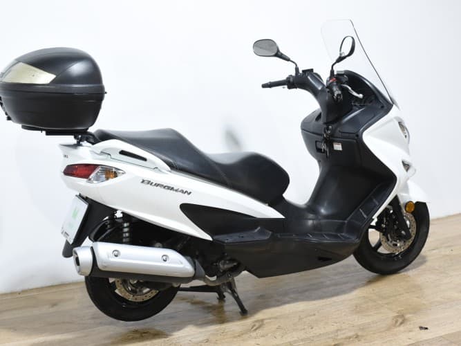 Comprar SUZUKI BURGMAN 125 2020 de segunda mano SUZUKI BURGMAN 125 2020 de segunda mano