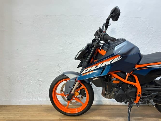 KTM DUKE 390 2025 de segunda mano