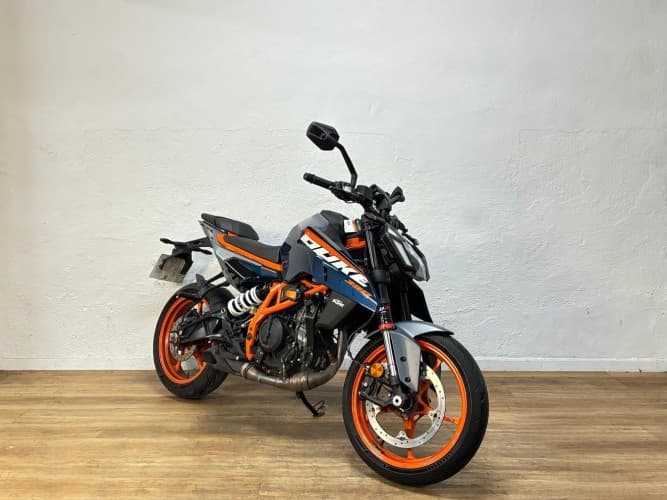 KTM DUKE 390 2025 de segunda mano