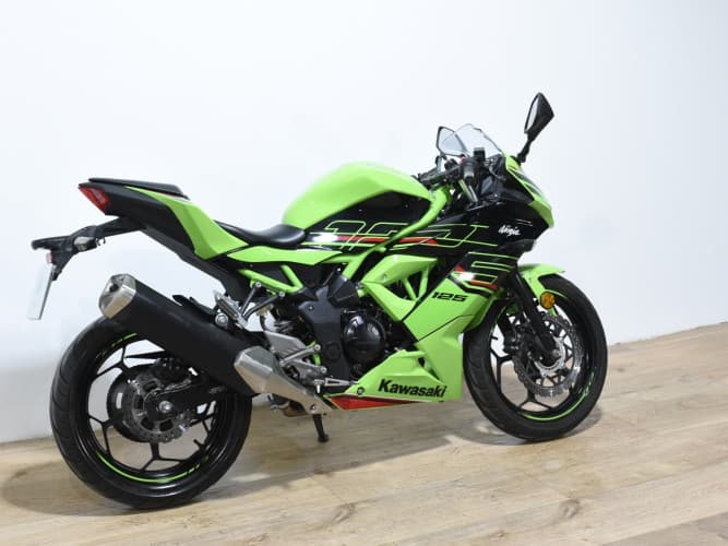 Comprar KAWASAKI NINJA 125 2024 de segunda mano KAWASAKI NINJA 125 2024 de segunda mano