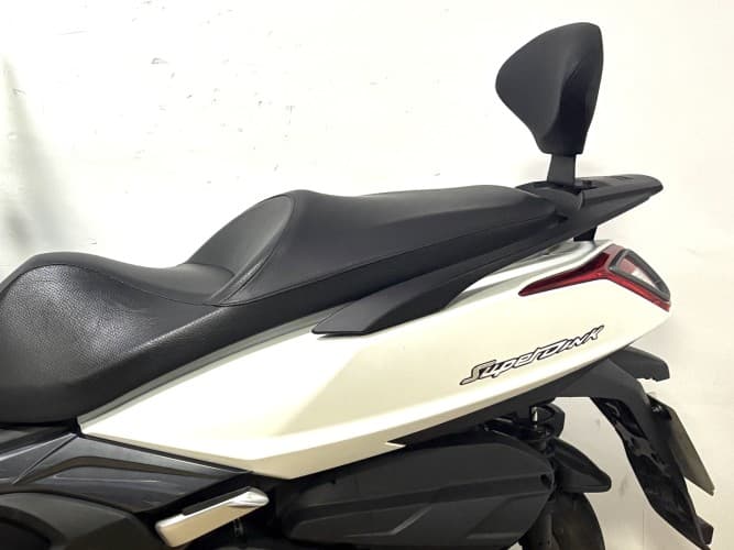 Comprar KYMCO SUPER DINK 350 2022 de segunda mano KYMCO SUPER DINK 350 2022 de segunda mano