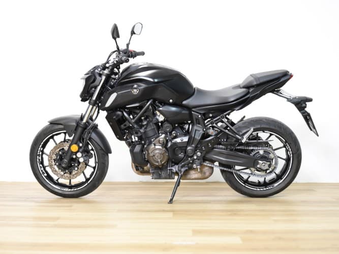Comprar YAMAHA MT-07 (A2) 2019 de segunda mano YAMAHA MT-07 (A2) 2019 de segunda mano