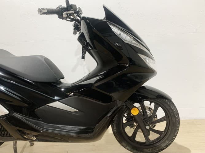 HONDA PCX 125 2018 de segunda mano