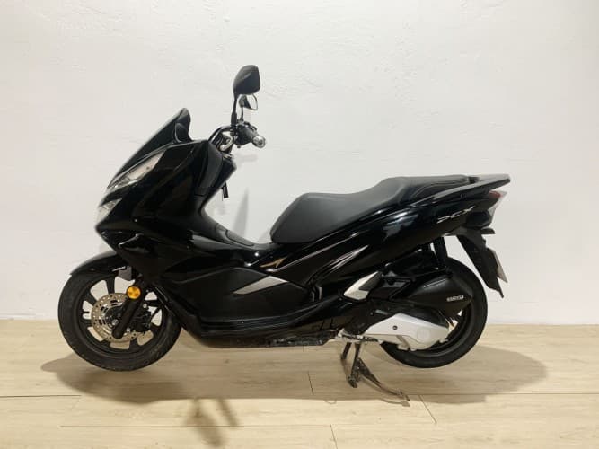 HONDA PCX 125 2018 de segunda mano