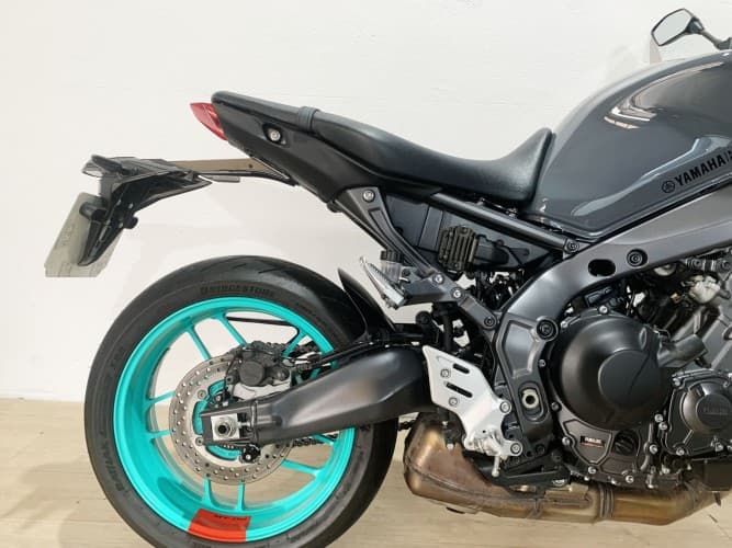 Comprar YAMAHA MT-09 (A2) 2024 de segunda mano YAMAHA MT-09 (A2) 2024 de segunda mano